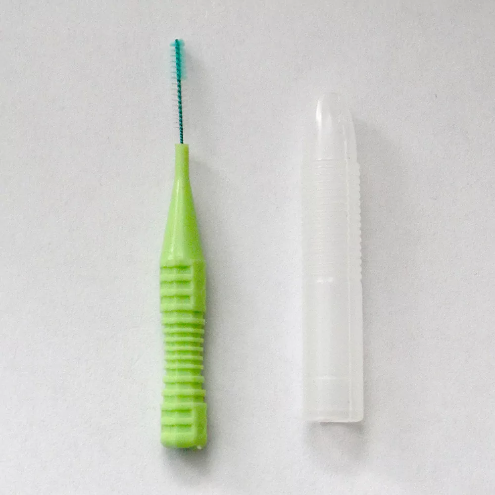 Plastik Saplı Diş Arası Fırçası